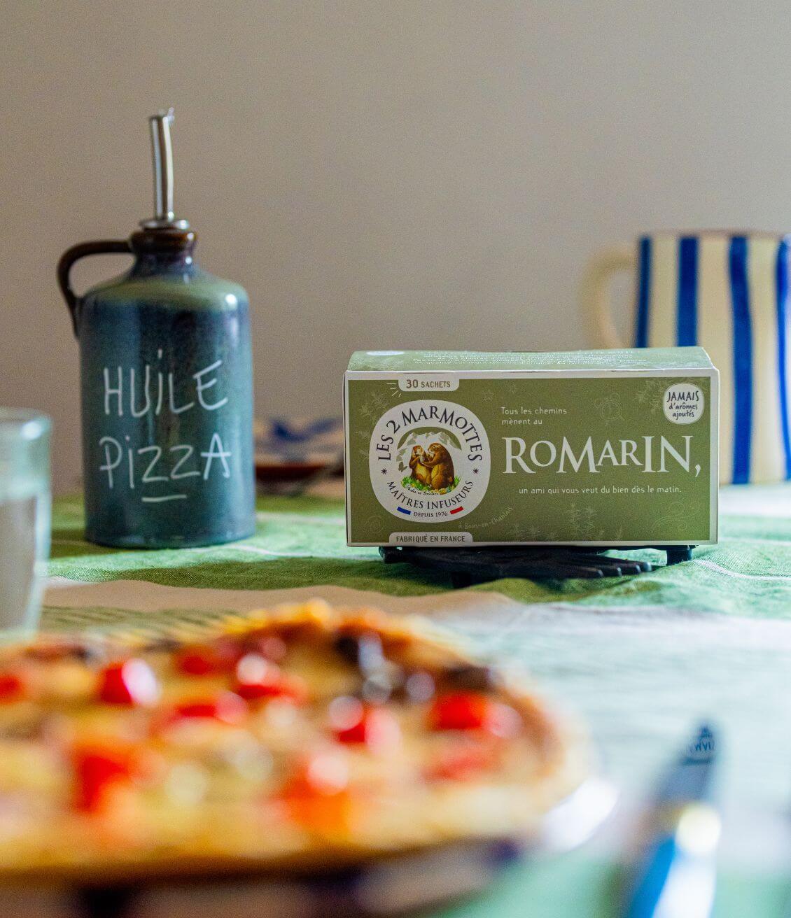 Faites votre huile pizza au romarin maison facilement